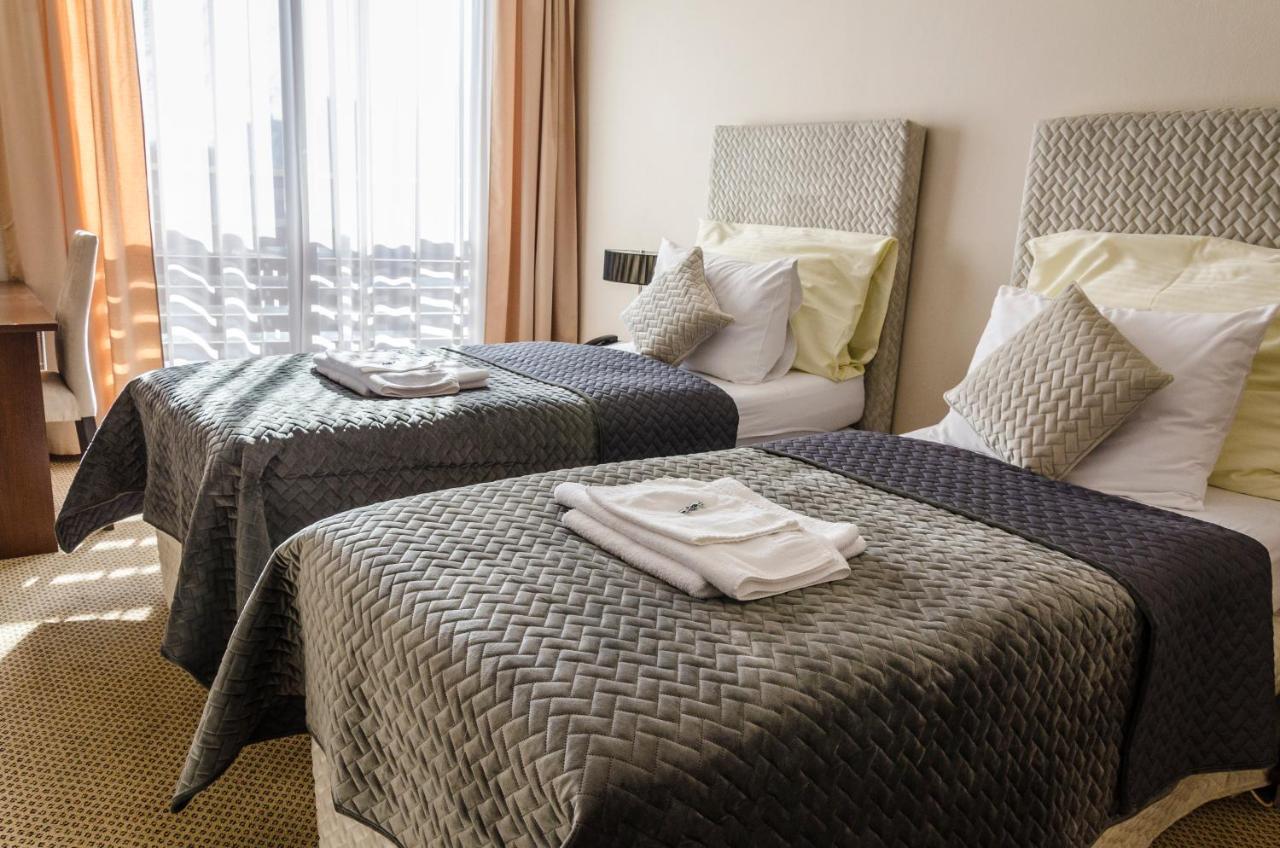 Hotel Rokoko Kosice Luaran gambar