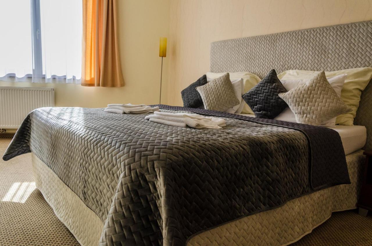Hotel Rokoko Kosice Luaran gambar